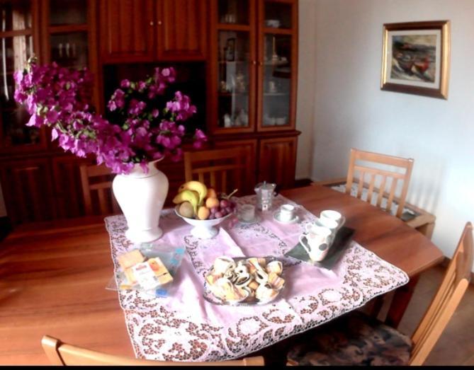 Casa Andreana Bed and Breakfast Uri Exteriör bild