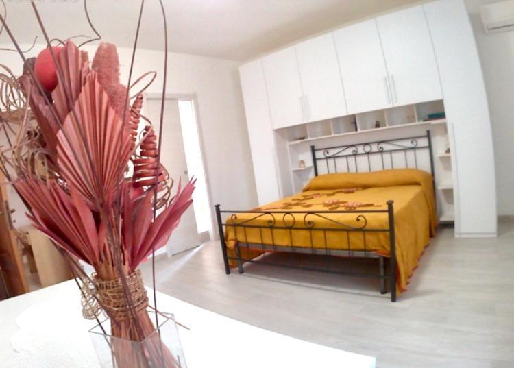 Casa Andreana Bed and Breakfast Uri Exteriör bild